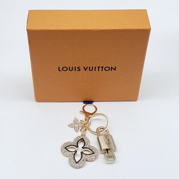 Authentic Louis Vuitton Gold Lock & Box w/ Unbranded Clover Bagcharm 120825 - Picture 2 of 9